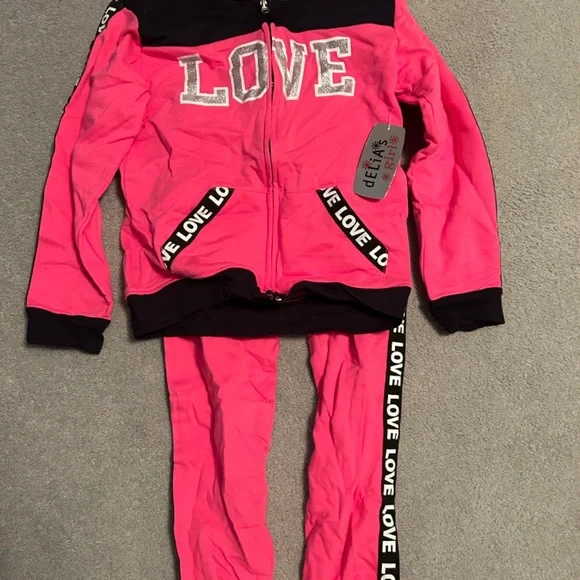 Too Small - Picture 2 of 2